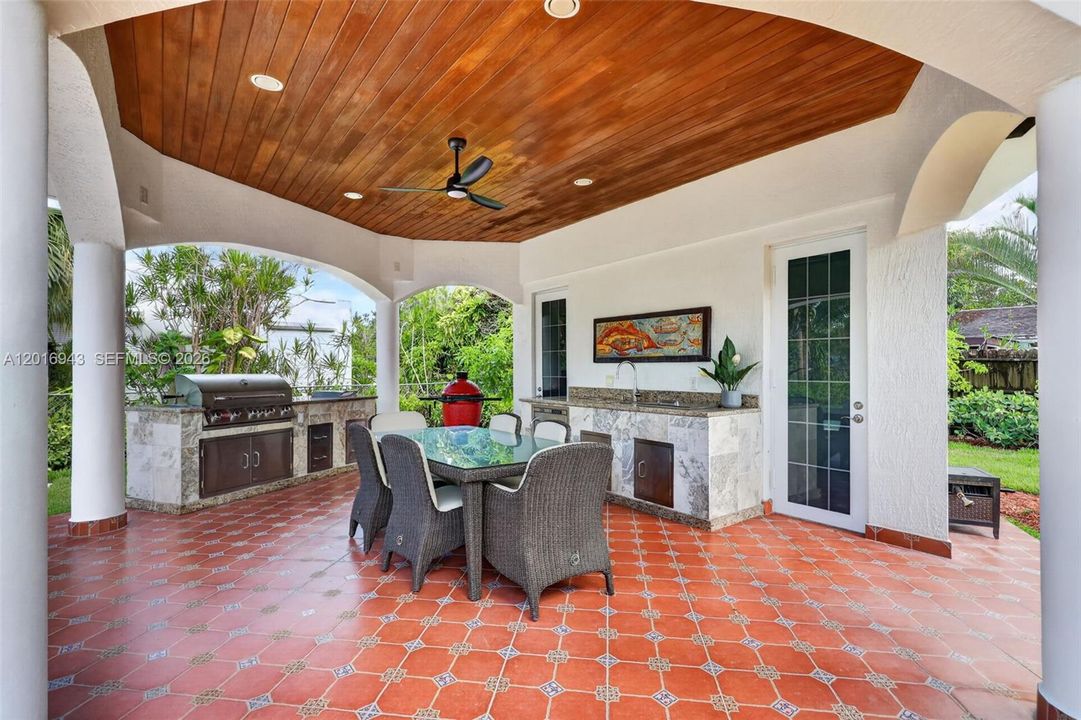 Summer Kitchen