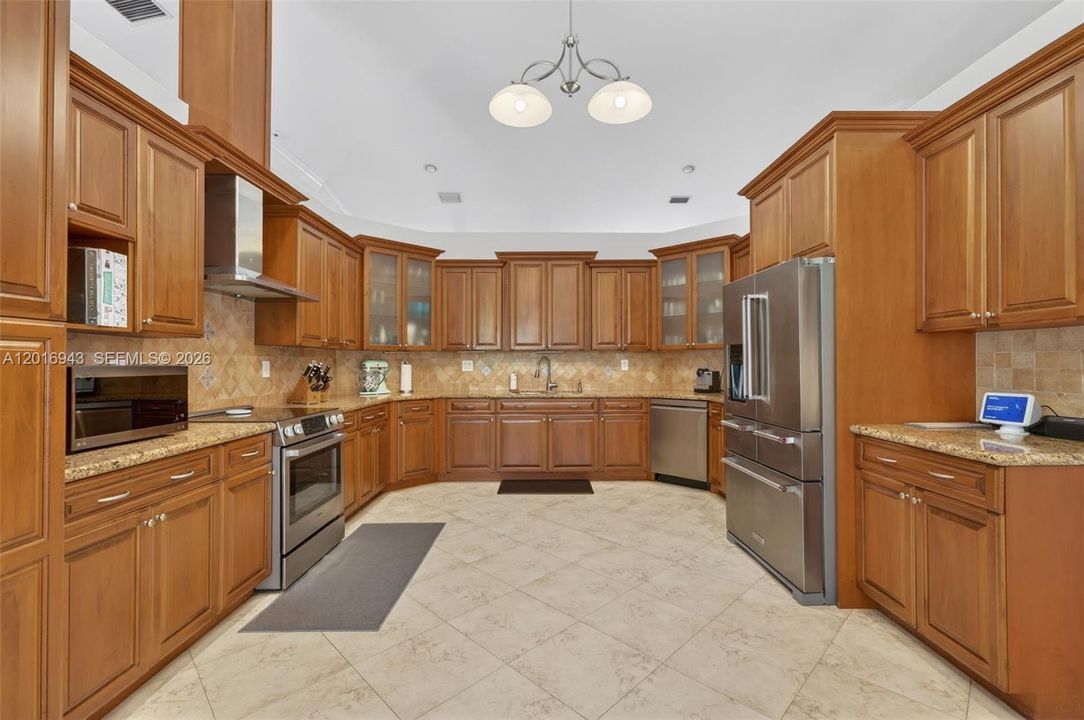 For Sale: $1,490,000 (4 beds, 3 baths, 3390 Square Feet)