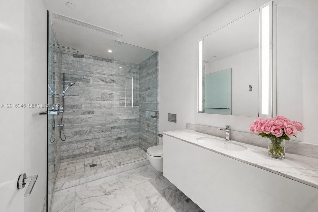 For Sale: $7,150,000 (2 beds, 3 baths, 2625 Square Feet)