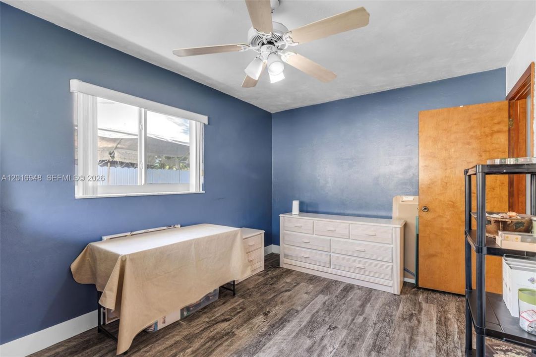 For Sale: $899,900 (3 beds, 2 baths, 2028 Square Feet)