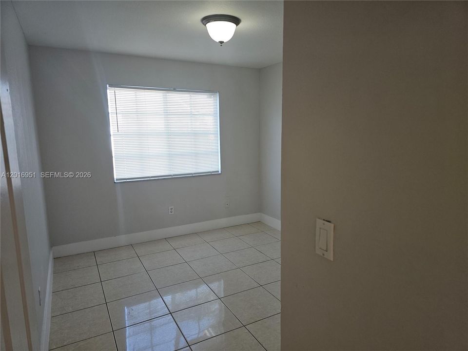 En Venta: $467,000 (3 camas, 2 baños, 1190 Pies cuadrados)