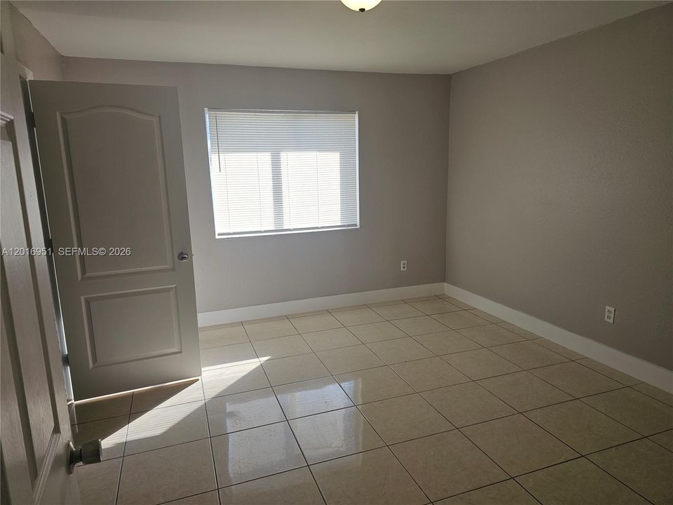 En Venta: $467,000 (3 camas, 2 baños, 1190 Pies cuadrados)