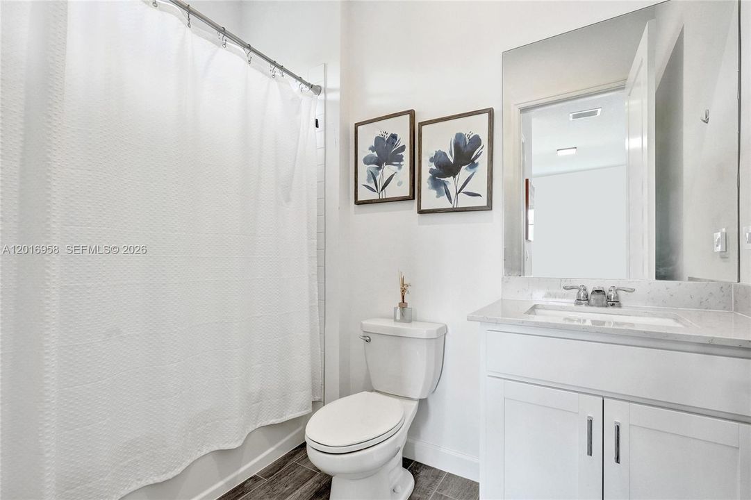 For Sale: $600,000 (3 beds, 3 baths, 2807 Square Feet)