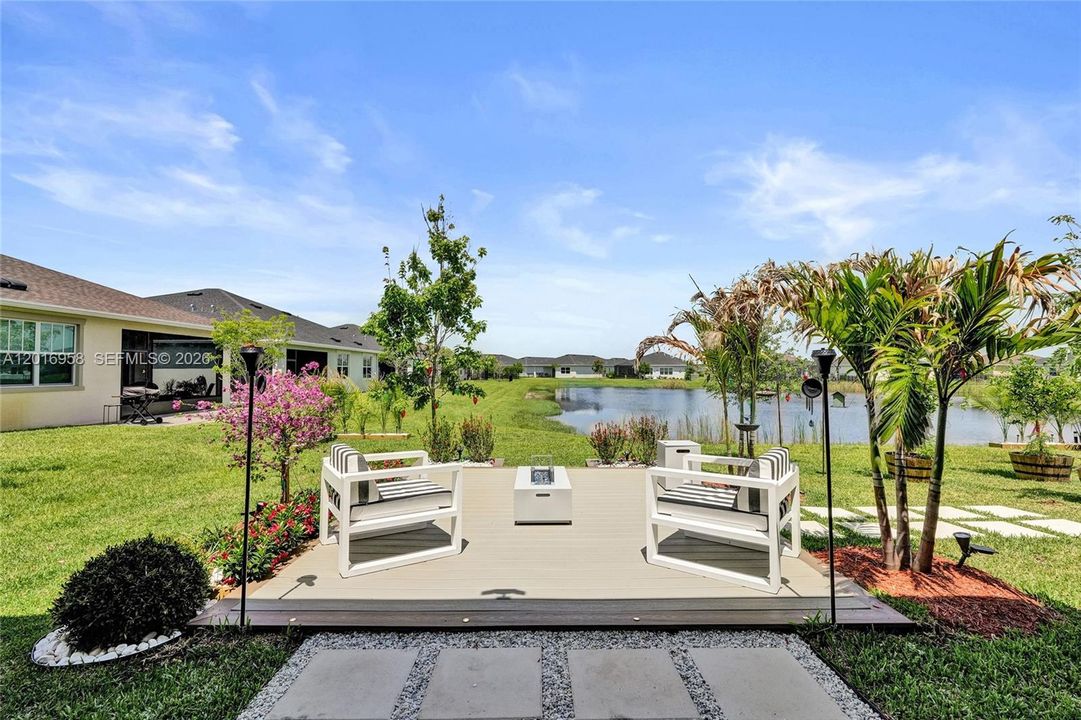 For Sale: $600,000 (3 beds, 3 baths, 2807 Square Feet)