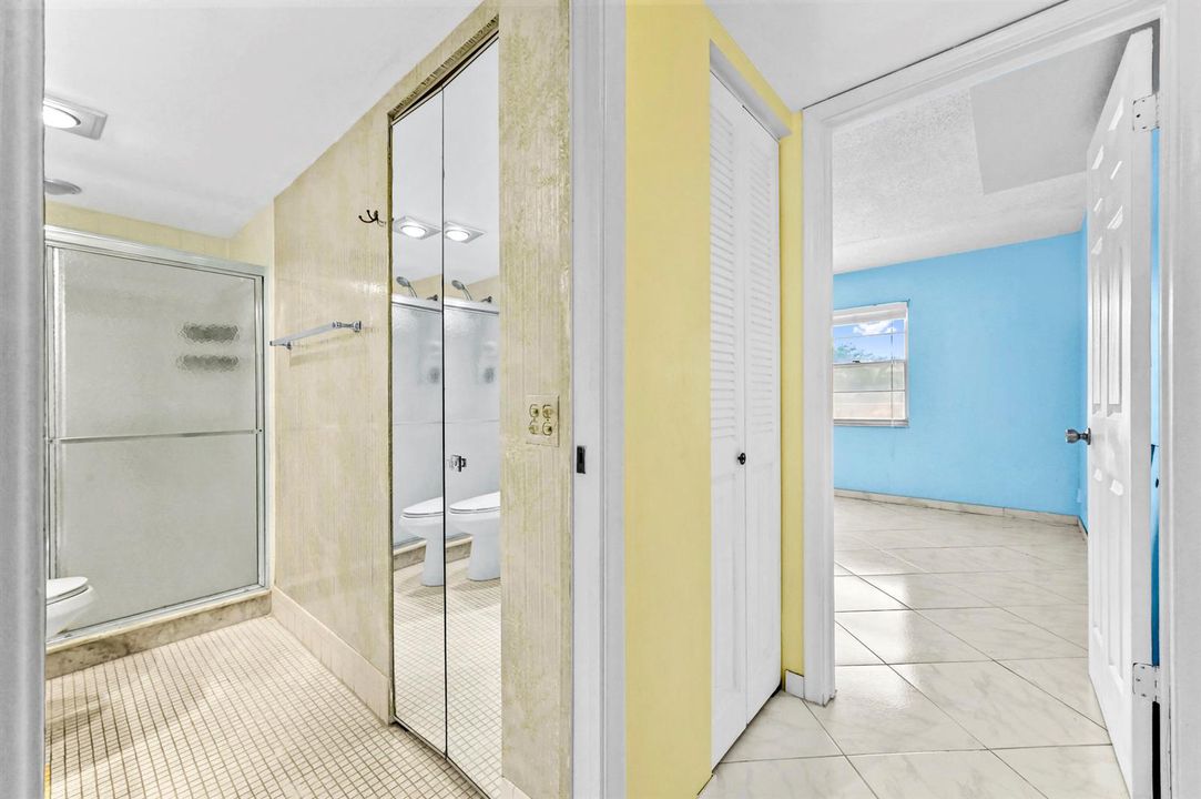 Guest Bath Hallway