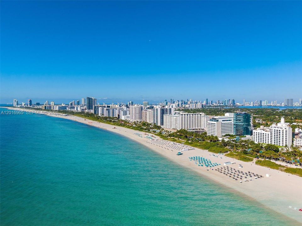 En Venta: $7,750,000 (3 camas, 3 baños, 2756 Pies cuadrados)