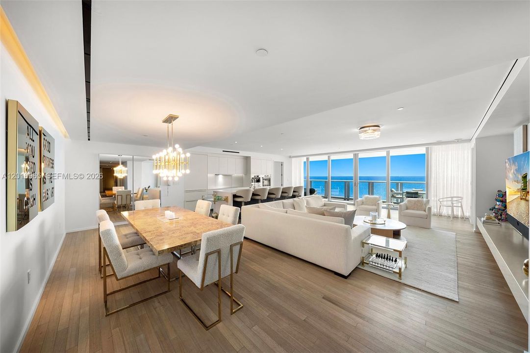 En Venta: $7,750,000 (3 camas, 3 baños, 2756 Pies cuadrados)