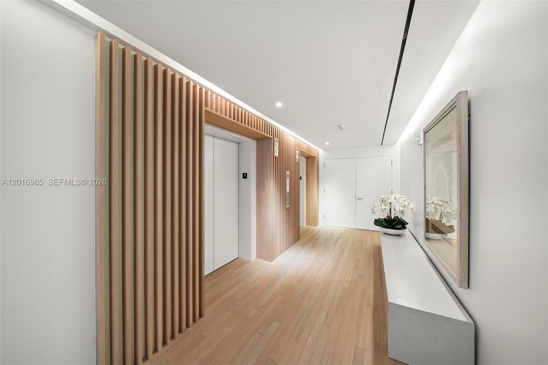 En Venta: $7,750,000 (3 camas, 3 baños, 2756 Pies cuadrados)