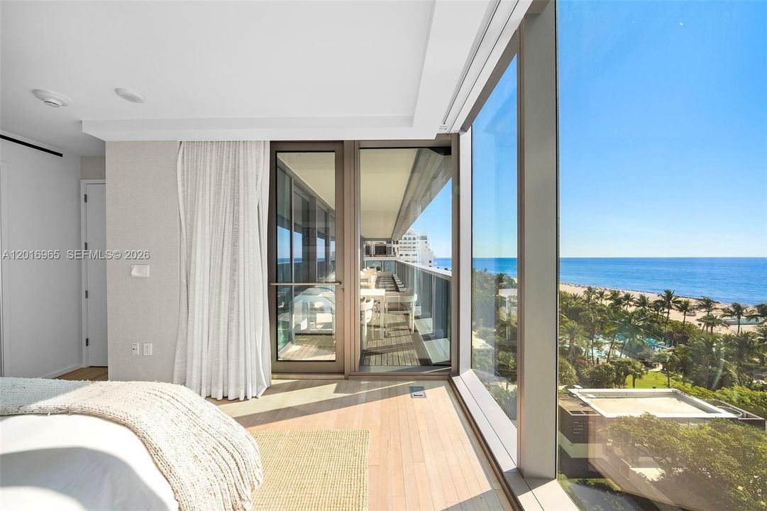 En Venta: $7,750,000 (3 camas, 3 baños, 2756 Pies cuadrados)