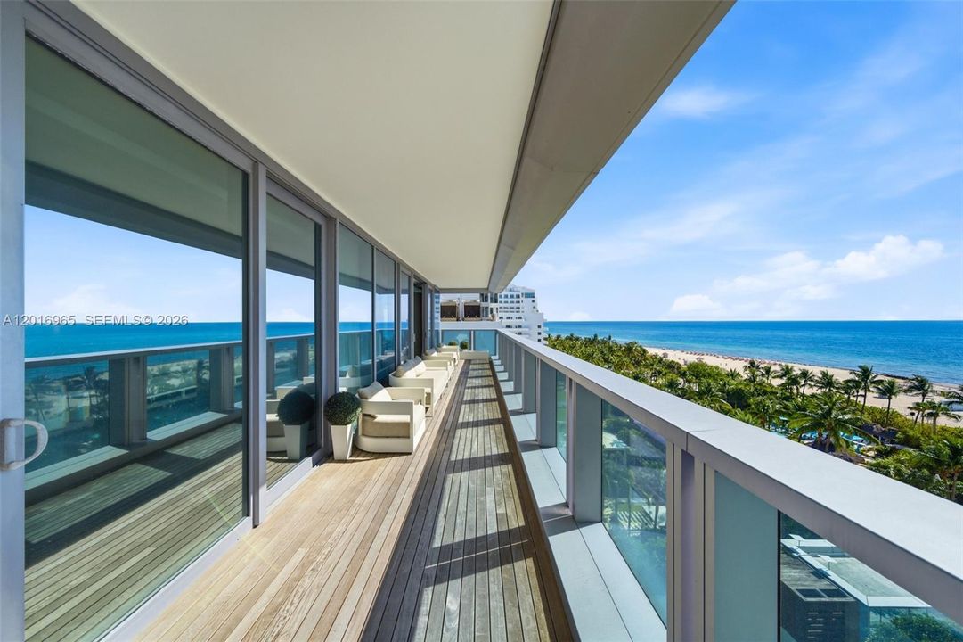 En Venta: $7,750,000 (3 camas, 3 baños, 2756 Pies cuadrados)