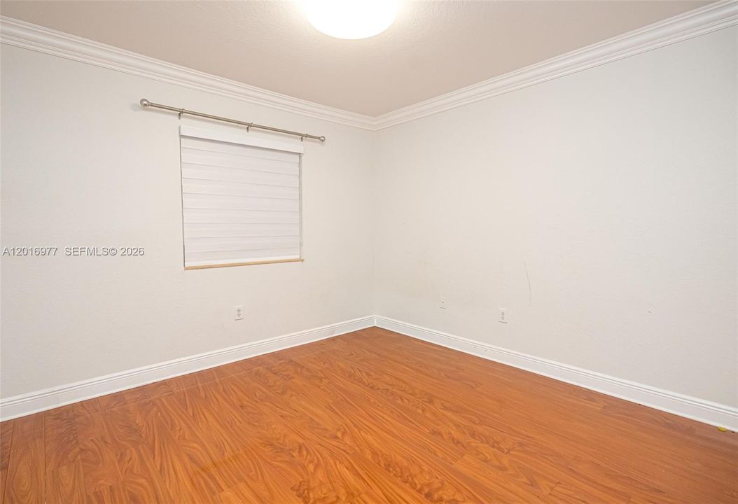 En Venta: $450,000 (4 camas, 2 baños, 1850 Pies cuadrados)