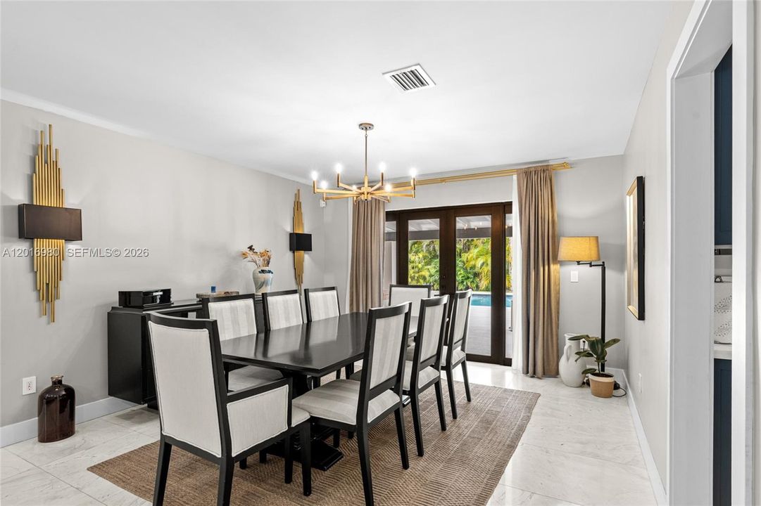 For Sale: $3,250,000 (5 beds, 5 baths, 3450 Square Feet)