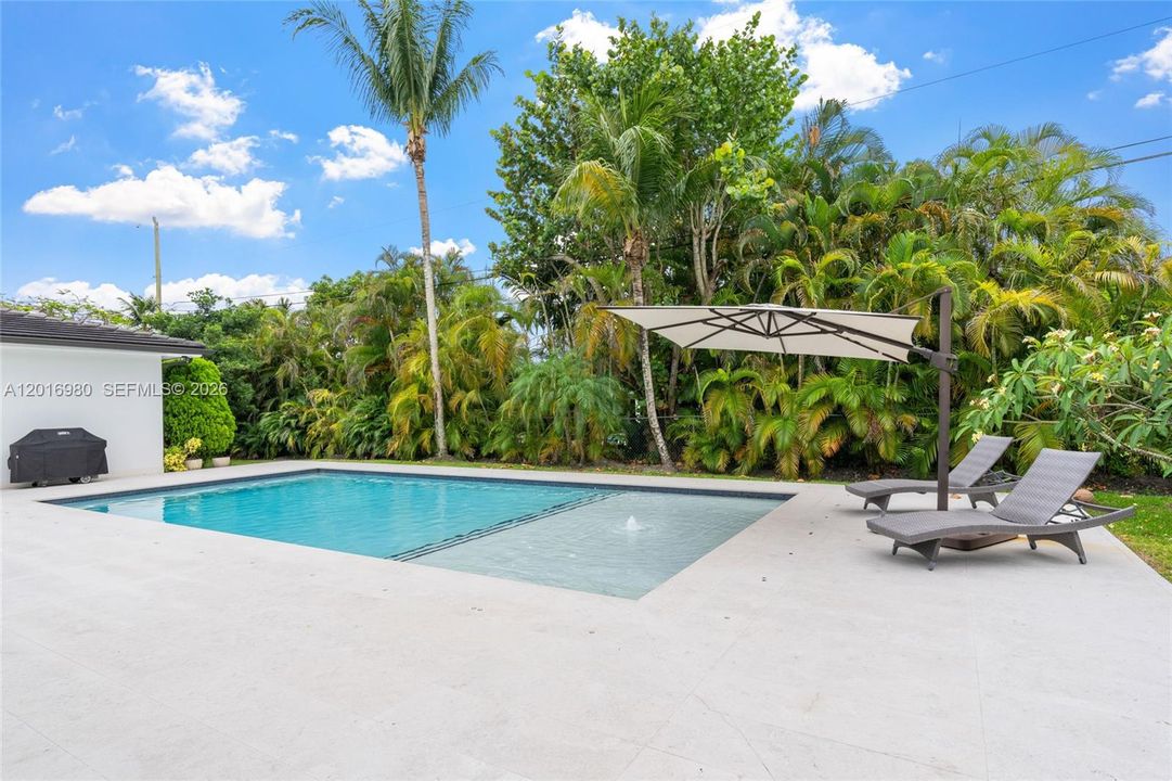 For Sale: $3,250,000 (5 beds, 5 baths, 3450 Square Feet)