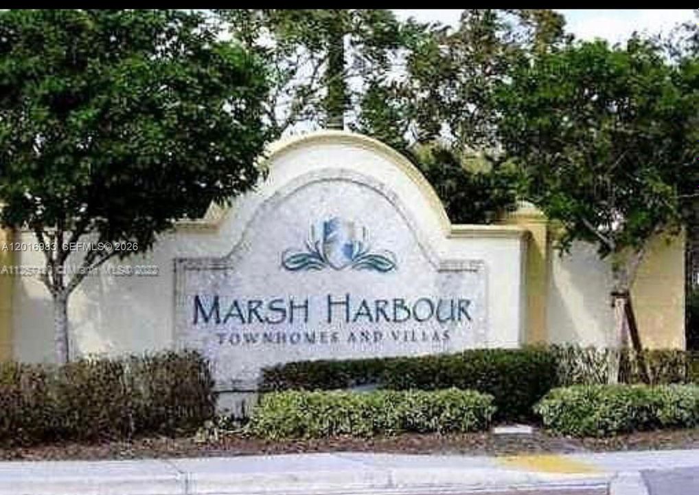 For Sale: $180,000 (2 beds, 2 baths, 837 Square Feet)