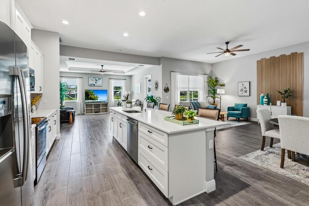 2549 SE Lyman Circle-43