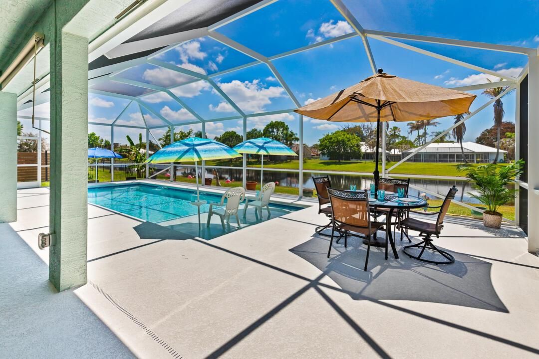 2549 SE Lyman Circle-9
