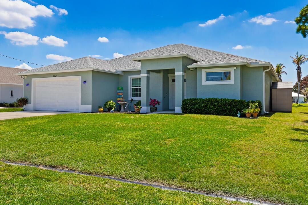 2549 SE Lyman Circle-17