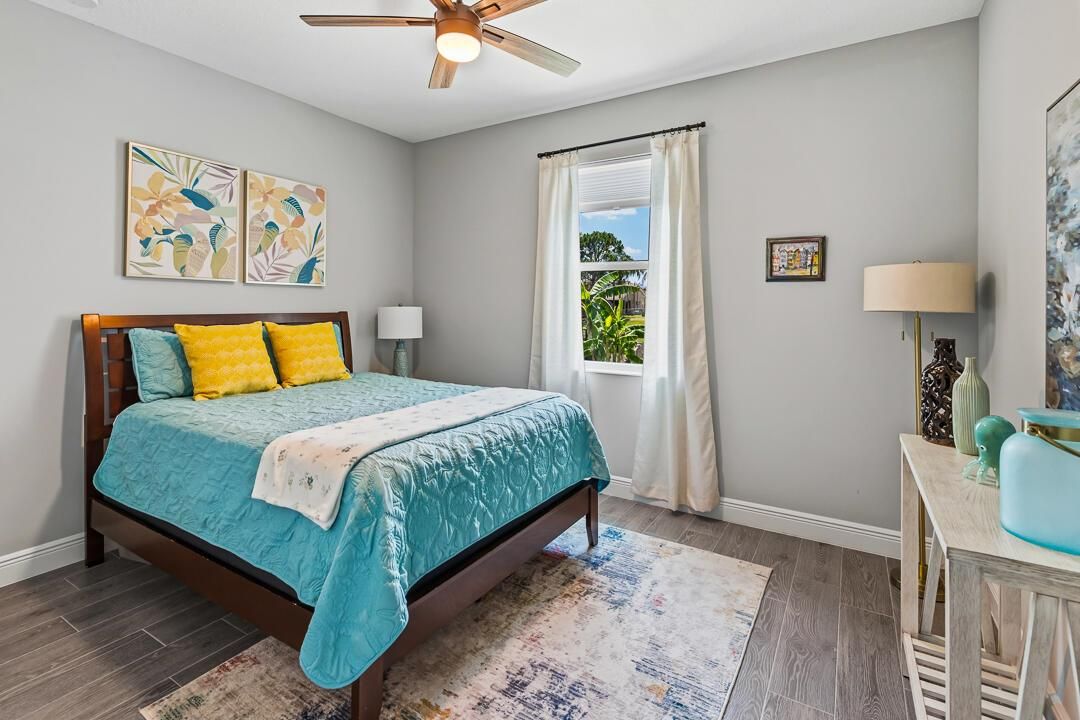 2549 SE Lyman Circle-54