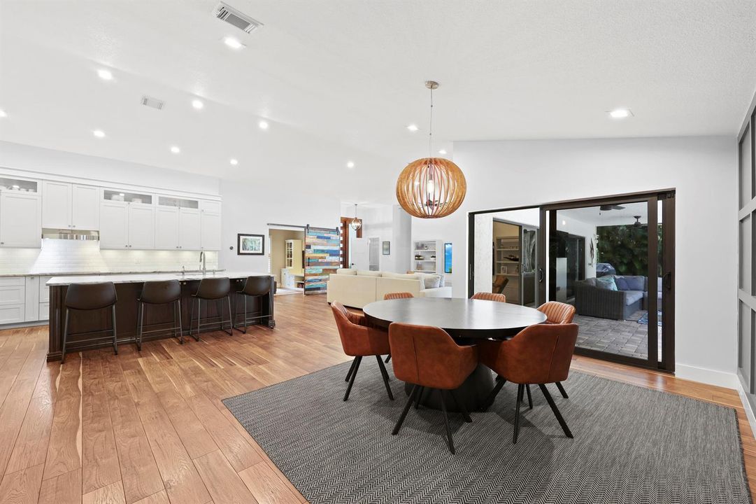 Modern Dining Space Near The Kitchen