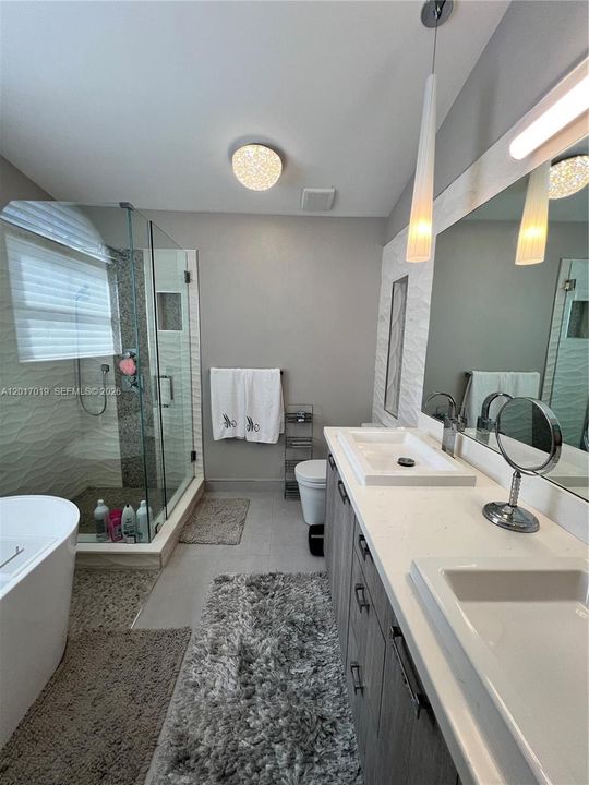 For Sale: $740,000 (4 beds, 3 baths, 2106 Square Feet)