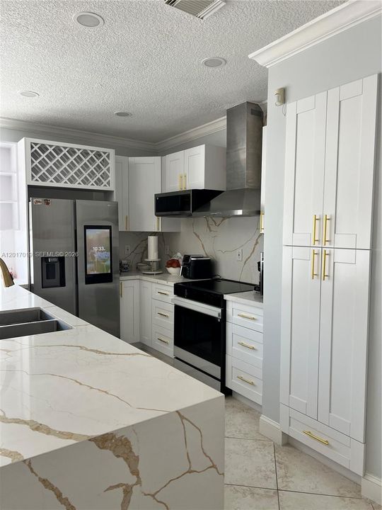 For Sale: $740,000 (4 beds, 3 baths, 2106 Square Feet)