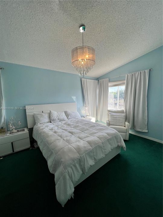 For Sale: $740,000 (4 beds, 3 baths, 2106 Square Feet)