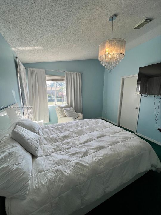 For Sale: $740,000 (4 beds, 3 baths, 2106 Square Feet)