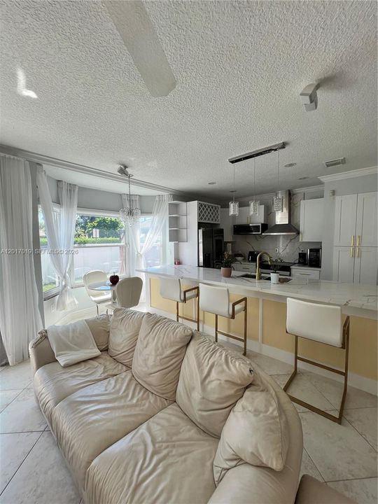 For Sale: $740,000 (4 beds, 3 baths, 2106 Square Feet)