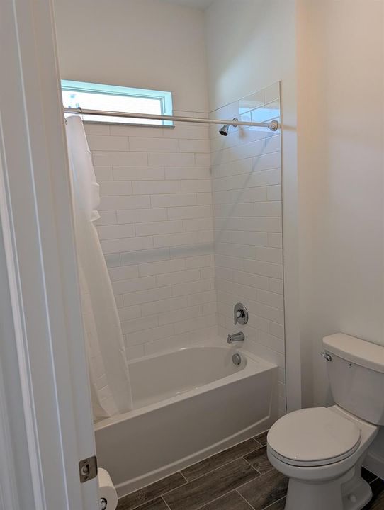 Guest Shower