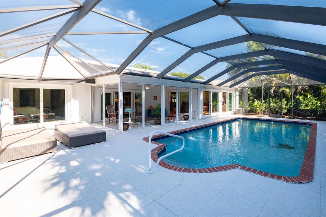 © Clark- 3372 Se Court Drive-030