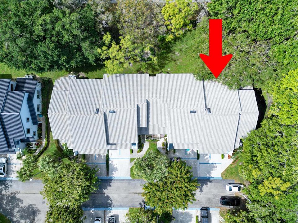 Drone Top Arrow