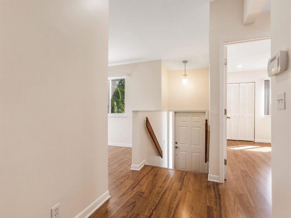 Foyer Entry
