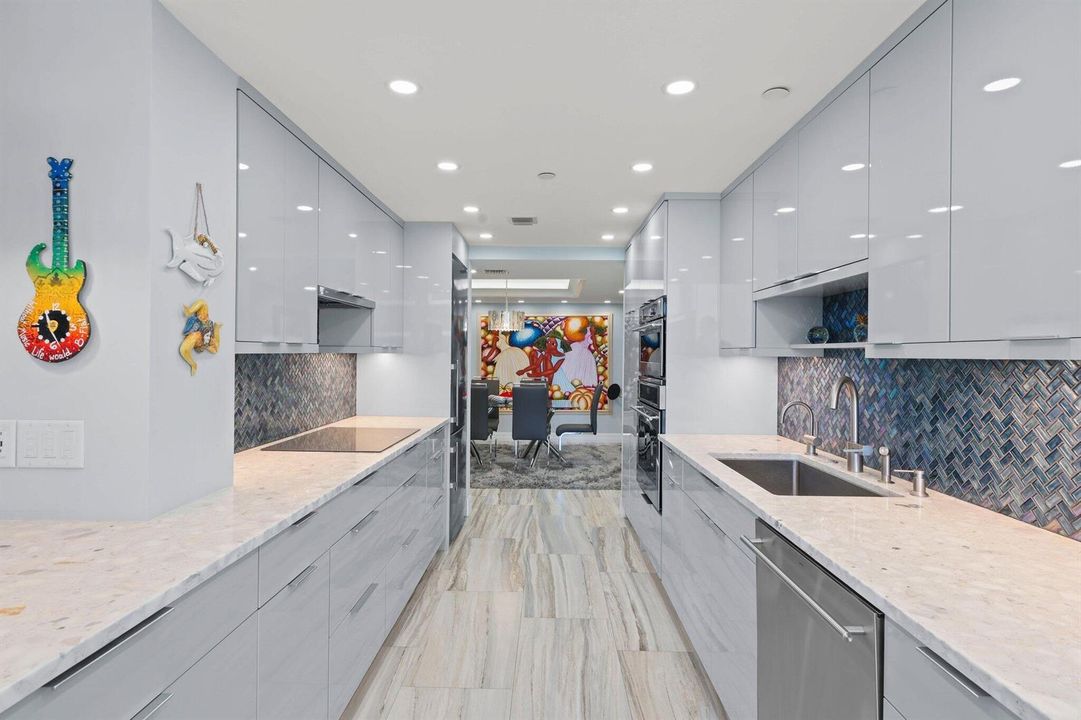 500 Ocean Drive - 11.jpg-SMALL