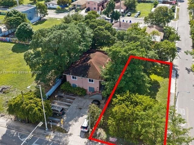 For Sale: $799,900 (0.16 acres)
