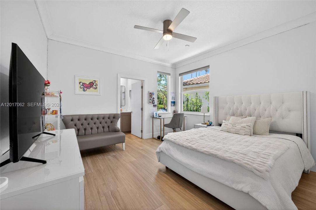 Ensuite bedroom