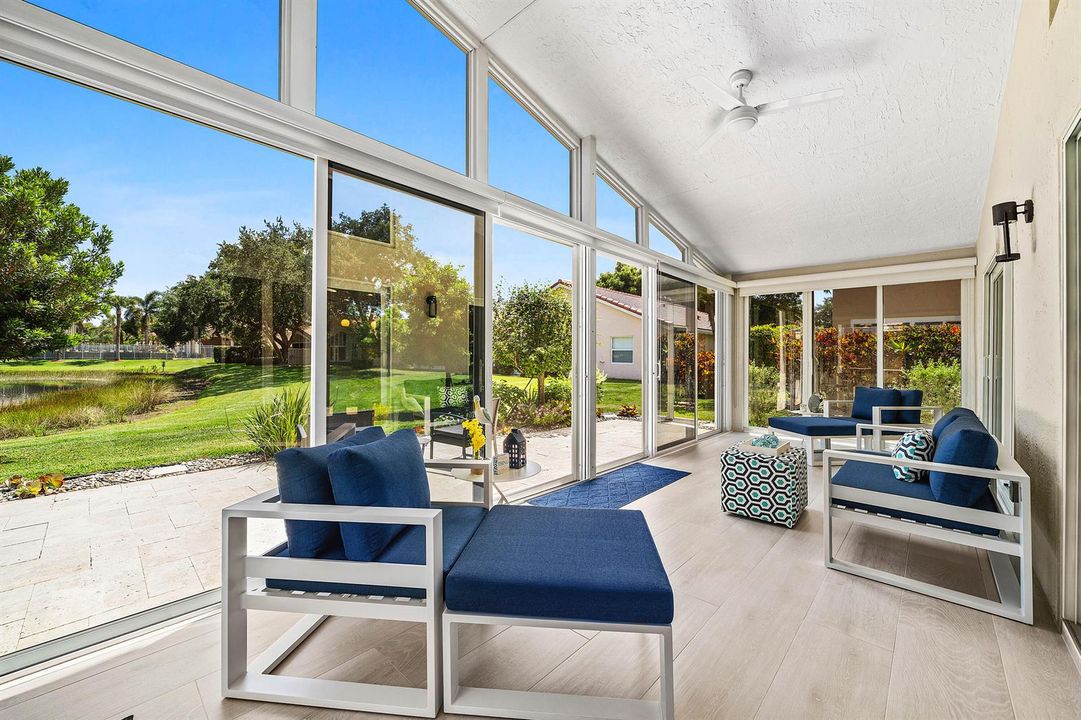Glass Enclosed Lani