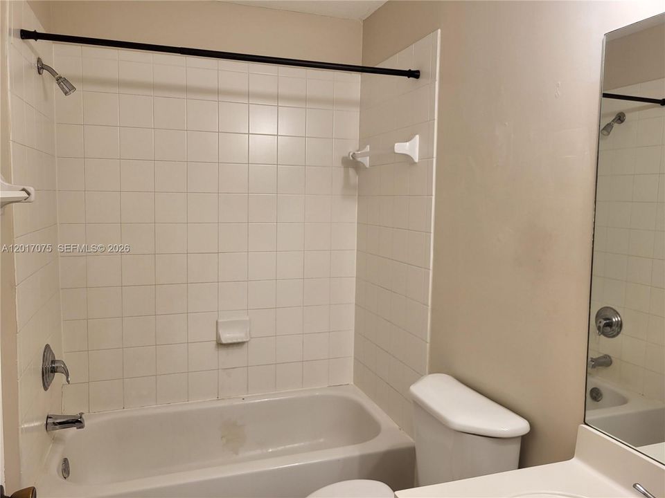En Venta: $175,000 (2 camas, 2 baños, 815 Pies cuadrados)