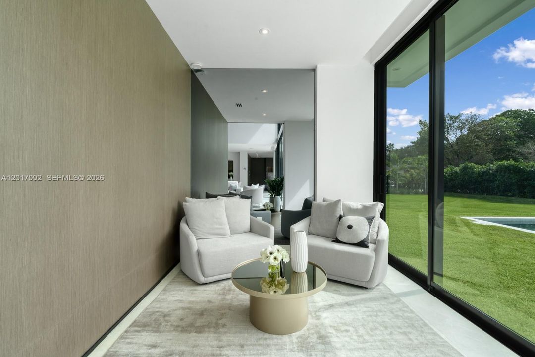 Active With Contract: $6,700,000 (6 beds, 6 baths, 5926 Square Feet)