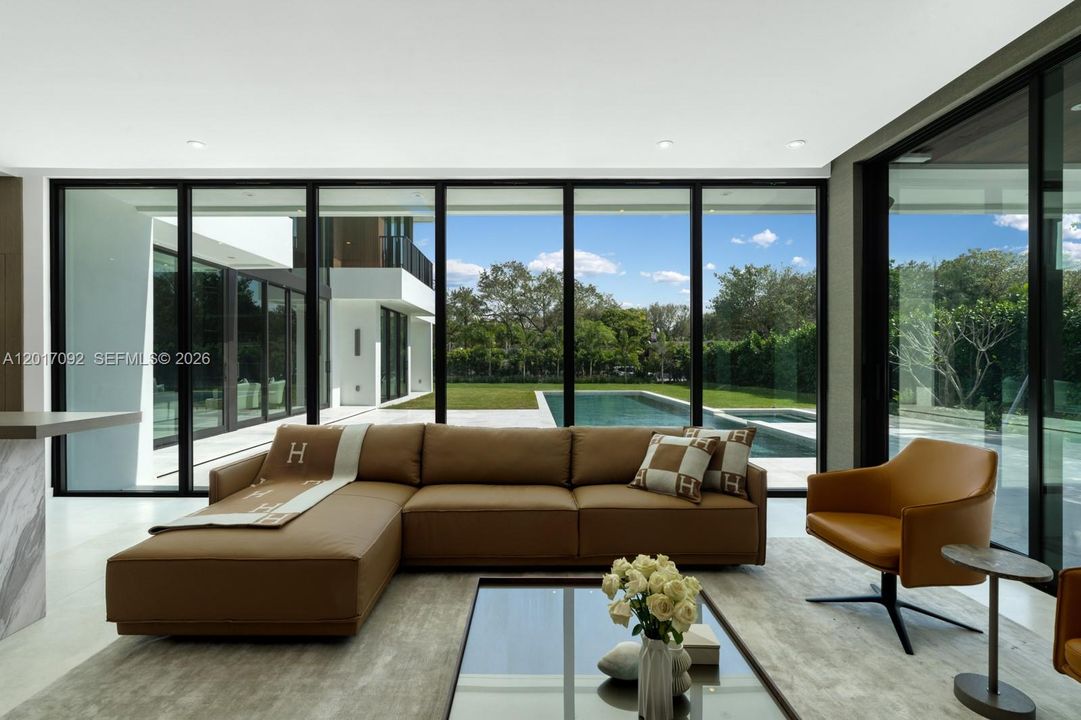 Active With Contract: $6,700,000 (6 beds, 6 baths, 5926 Square Feet)