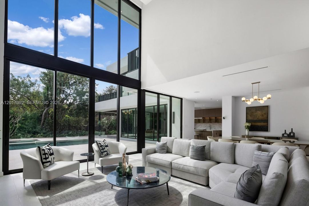 Active With Contract: $6,700,000 (6 beds, 6 baths, 5926 Square Feet)