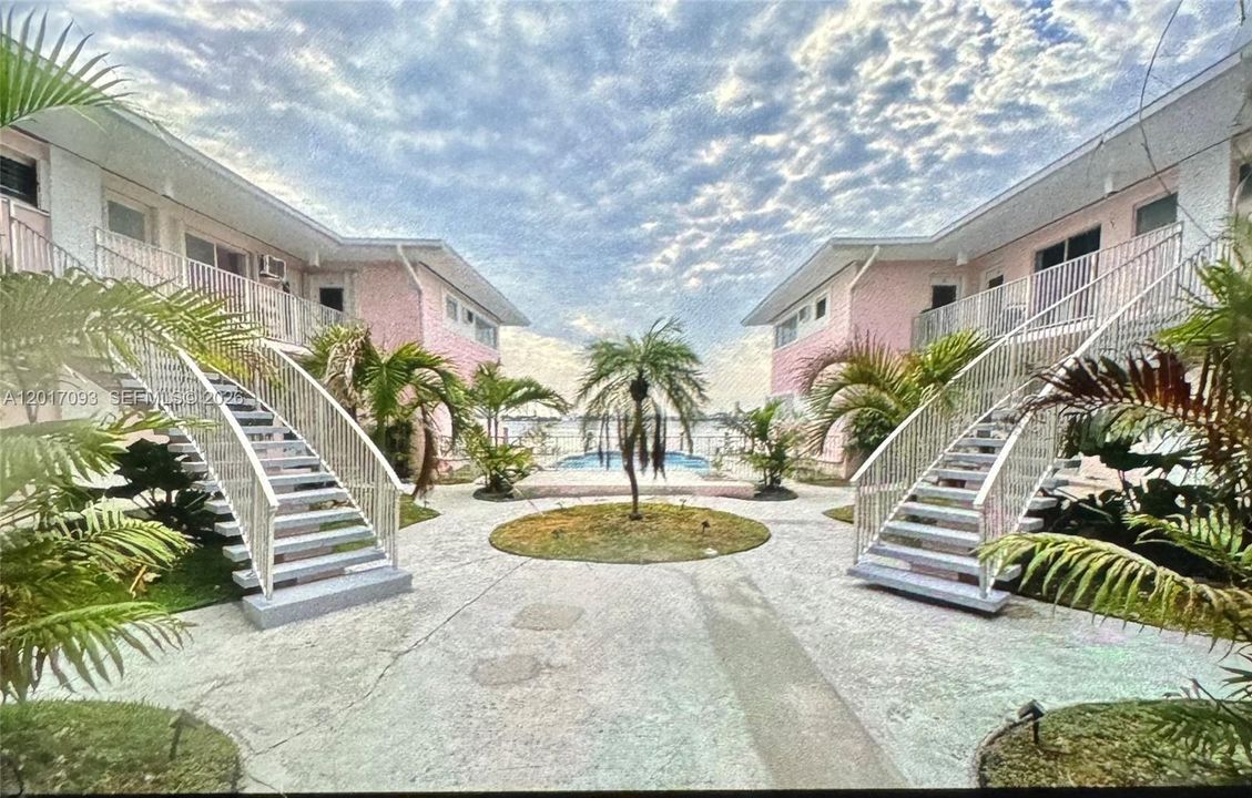 For Sale: $250,000 (1 beds, 1 baths, 741 Square Feet)