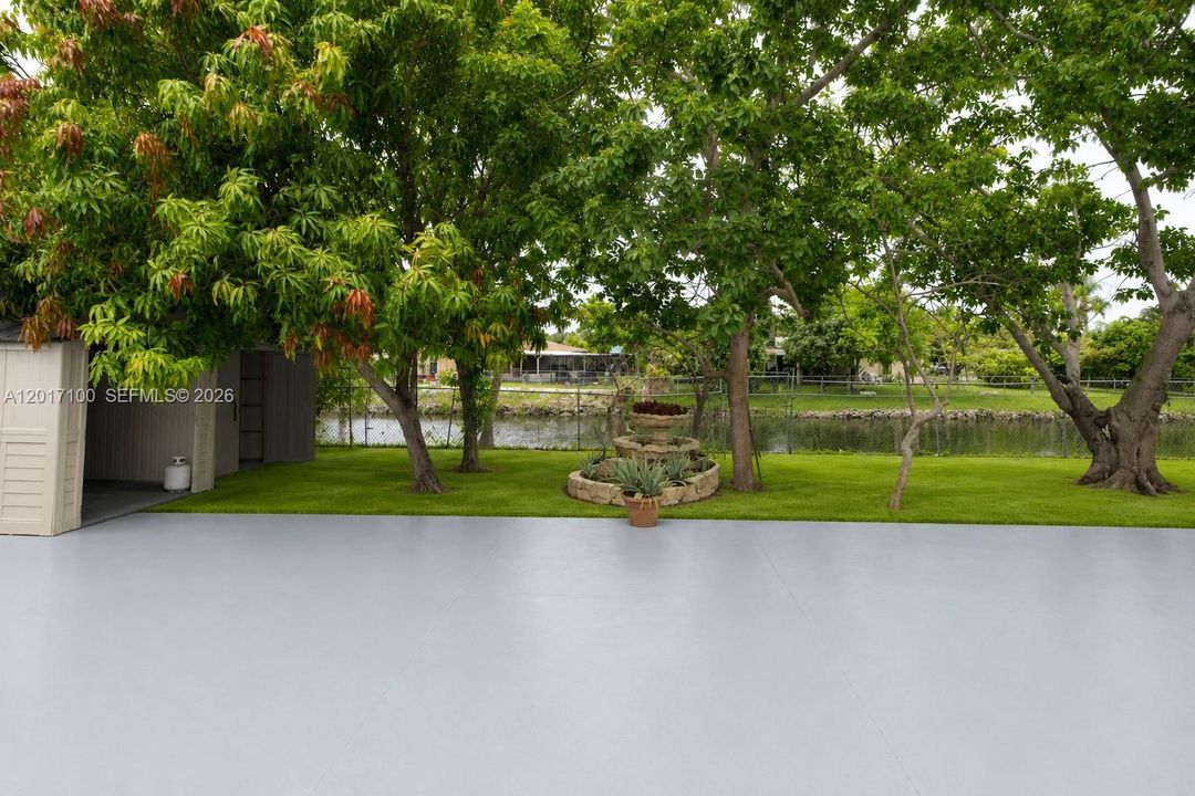 Recently Sold: $625,000 (3 beds, 2 baths, 2124 Square Feet)