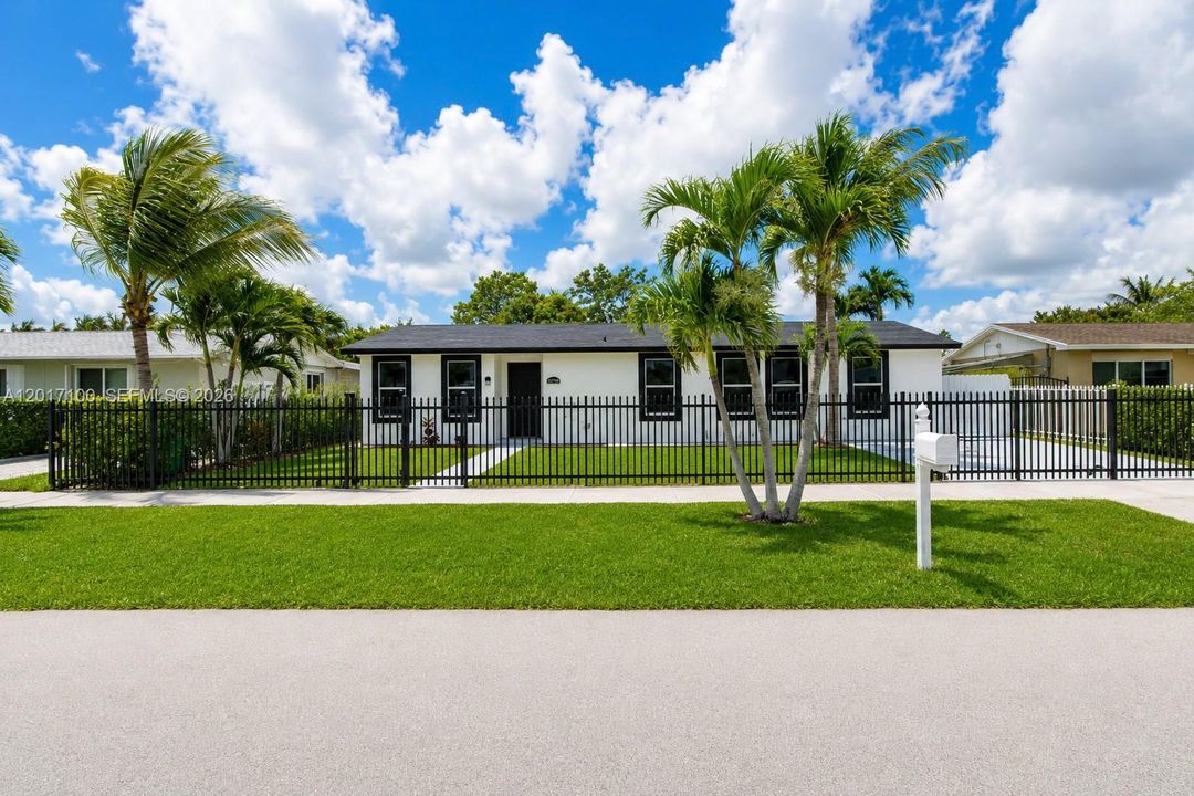 Recently Sold: $625,000 (3 beds, 2 baths, 2124 Square Feet)