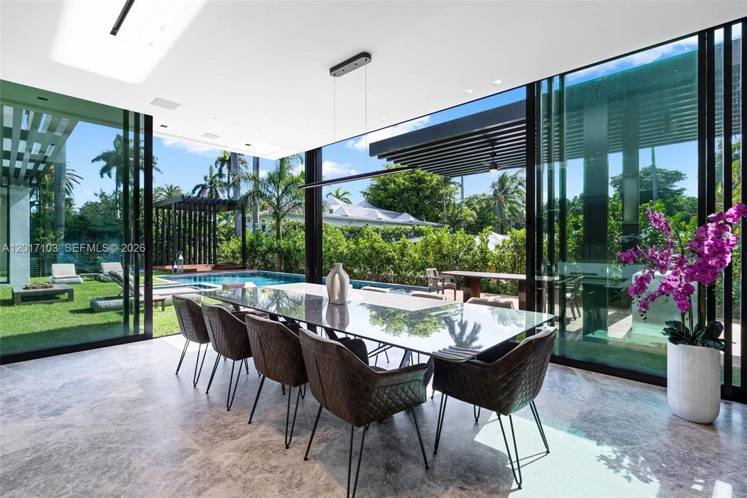 For Sale: $19,750,000 (6 beds, 6 baths, 5768 Square Feet)
