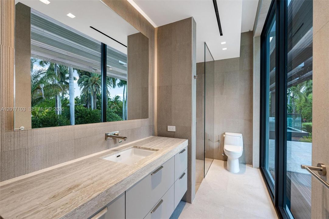 For Sale: $19,750,000 (6 beds, 6 baths, 5768 Square Feet)