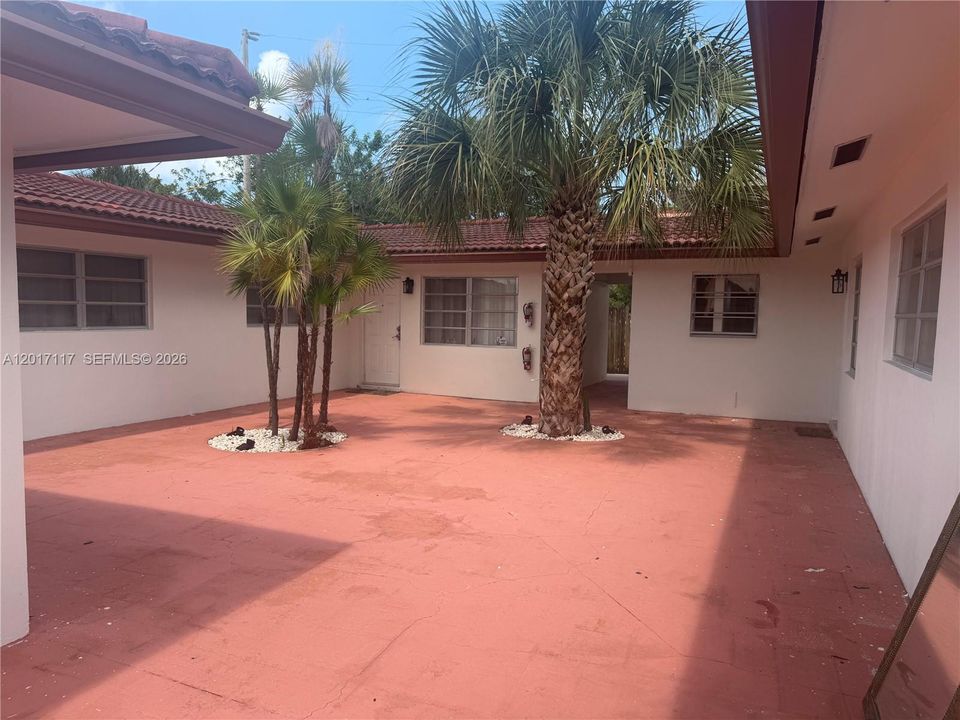 For Rent: $1,950 (1 beds, 1 baths, 0 Square Feet)