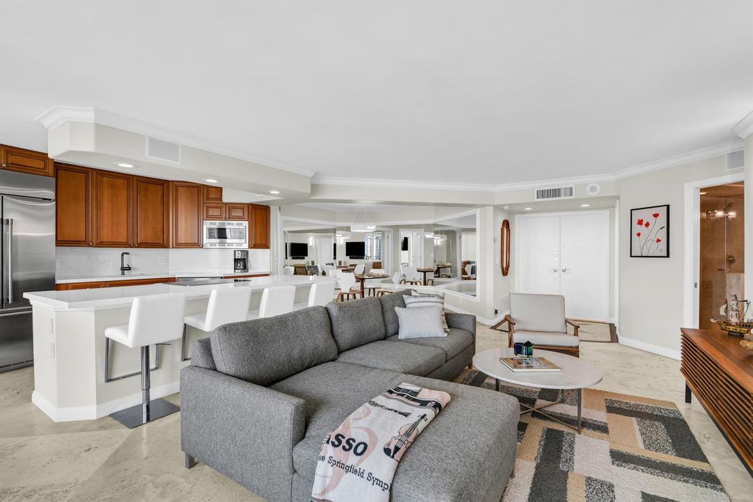 Living/kitchen