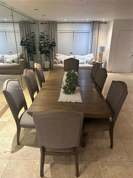 В аренду: $7,900 (4 спален, 4 ванн, 2882 Квадратных фут)