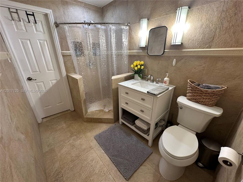 В аренду: $7,900 (4 спален, 4 ванн, 2882 Квадратных фут)