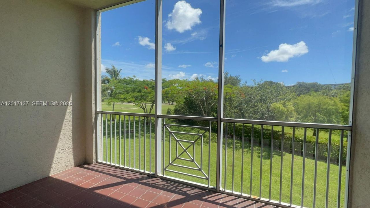 For Sale: $350,000 (3 beds, 2 baths, 1707 Square Feet)